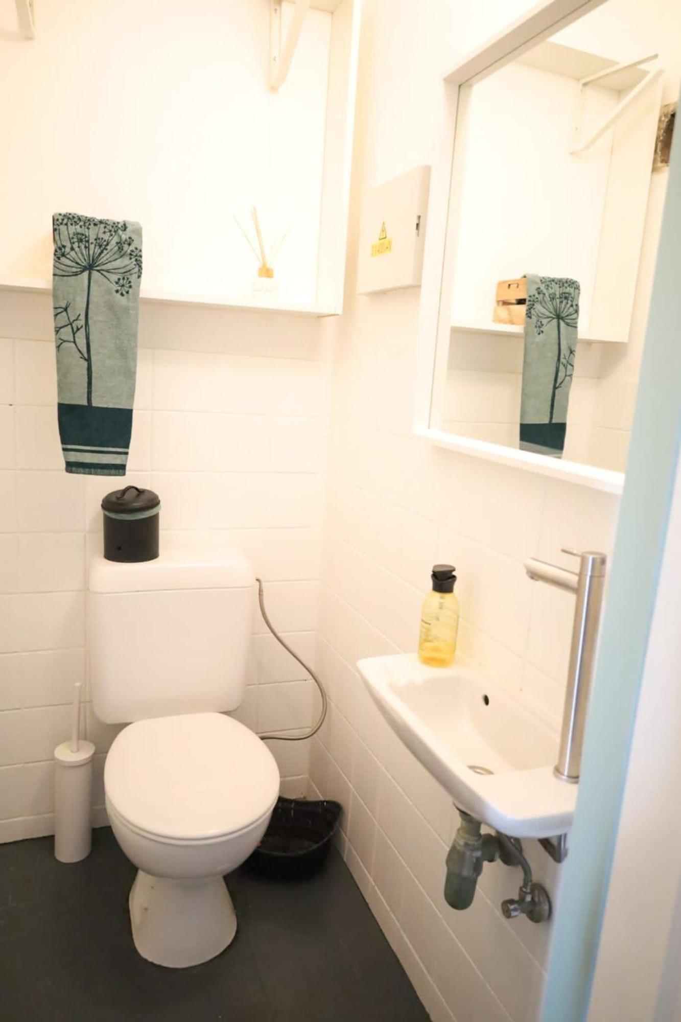 Furnished - Bright, Modern Apartment In Brussels, 15 Minutes Walk From The Atomium ภายนอก รูปภาพ